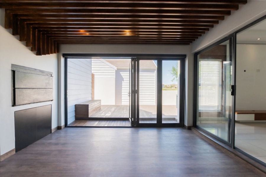 To Let 4 Bedroom Property for Rent in Langebaan Country Estate Western Cape